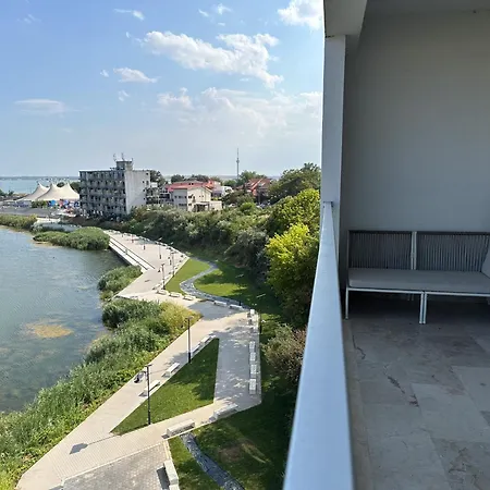 Bellona Bay - Bychoice Apartmán