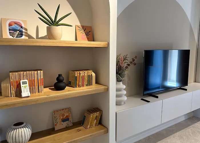 Bellona Bay - Bychoice *