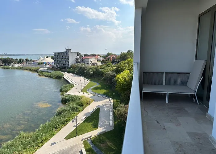 Bellona Bay - Bychoice Lägenhet