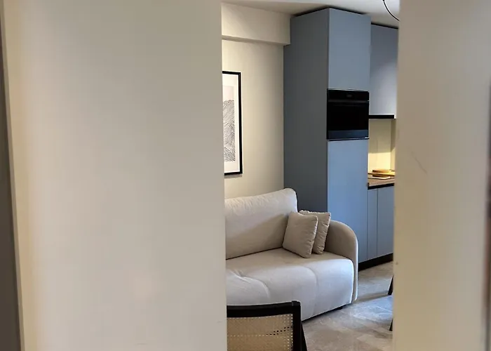 Bellona Bay - Bychoice