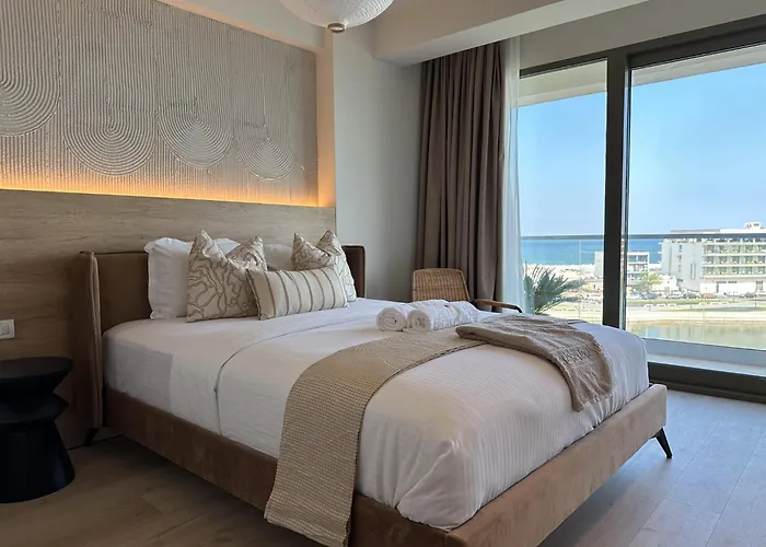 Bellona Bay - Bychoice * Eforie Nord