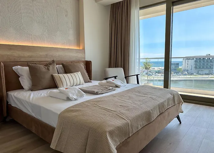 Bellona Bay - Bychoice * Eforie Nord